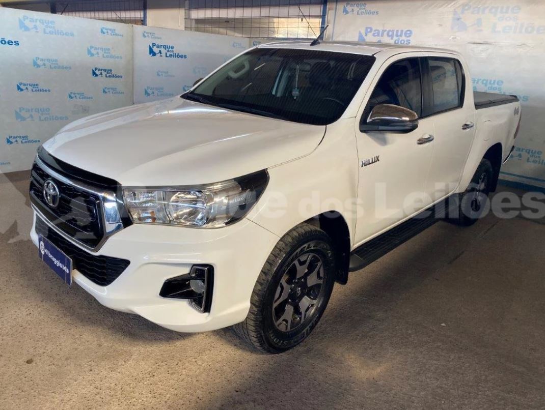 TOYOTA HILUX 2.7 18/18 