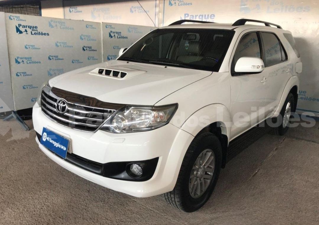 TOYOTA HILUX SW4 3.0 12/13